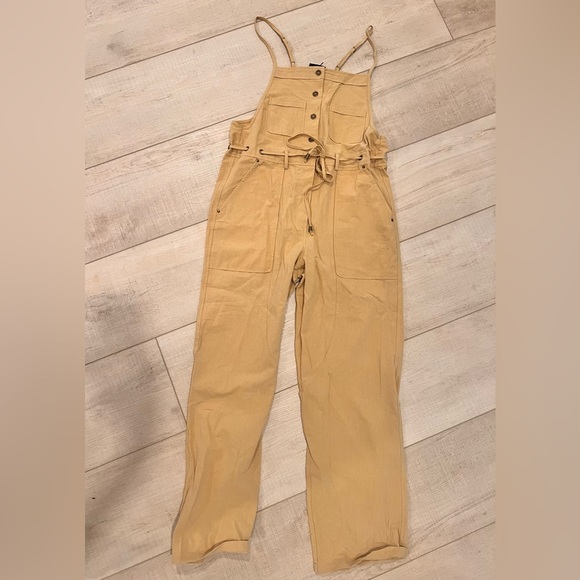 Stitch and Feather Utility look jumpsuit size small - Picture 3 of 6